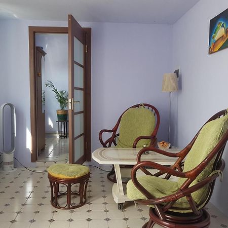 Ethnic House In Town Center Cahul Exterior foto